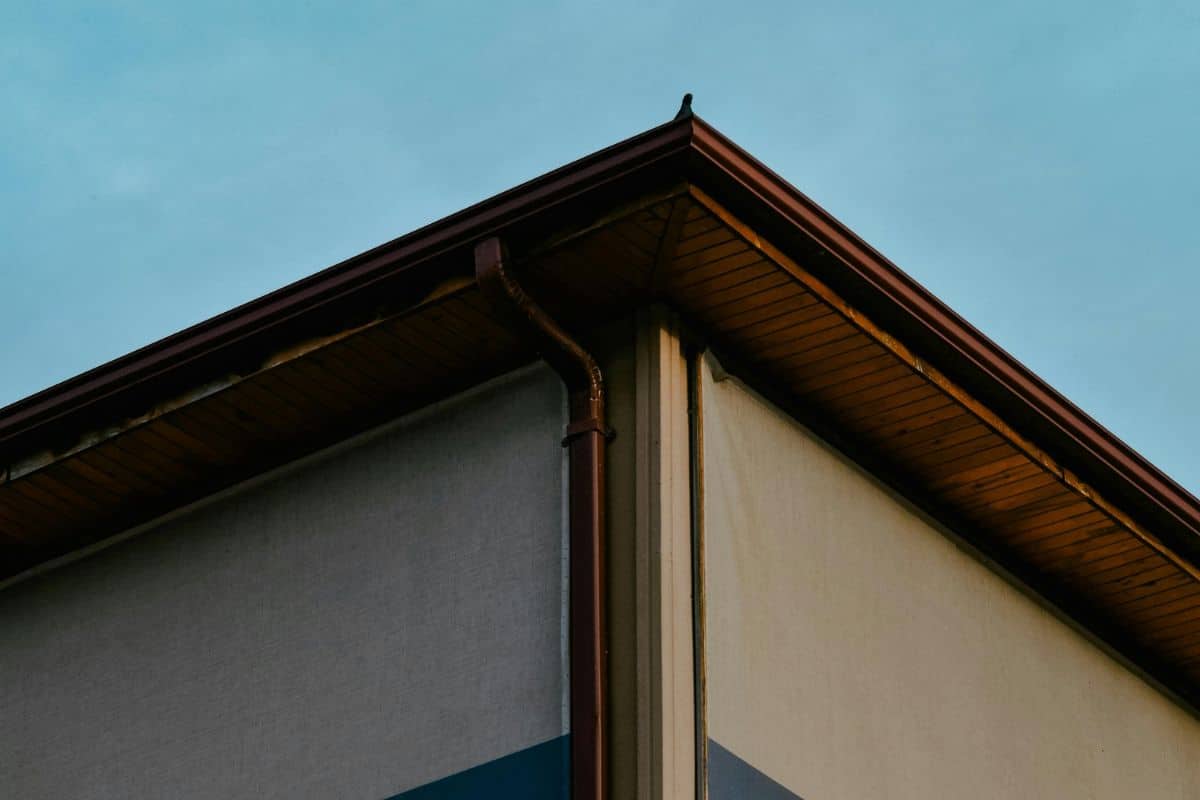 copper gutter installation